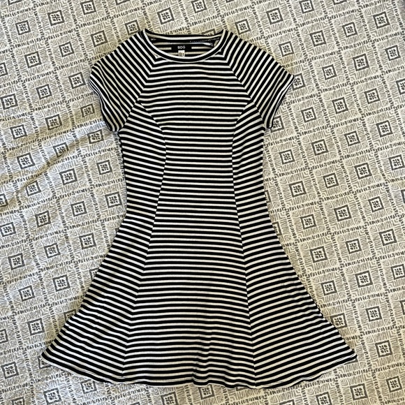 Urban Outfitters / BDG Black&White Striped Dress (S) - Picture 2 of 5